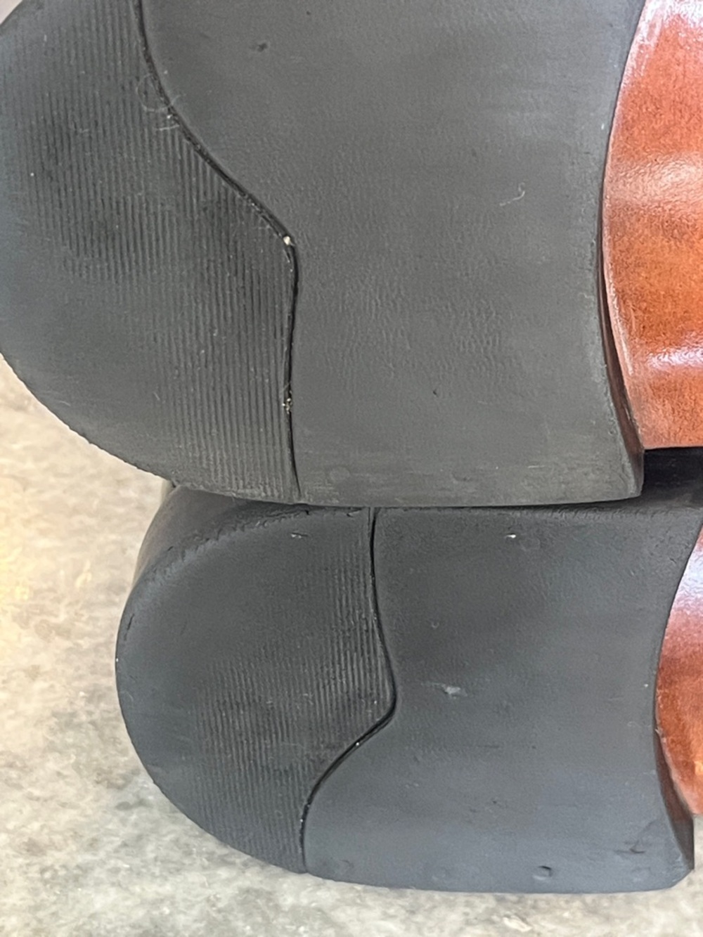Johnson & Murphy Classic Black Leather Chelsea Boots - Men's 11M - Picture 9 of 9